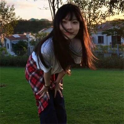 易烊千玺明星照片